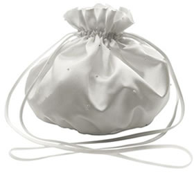 Pompadour für die Braut ~ Handtasche als Hochzeitsaccessoires zur Hochzeit