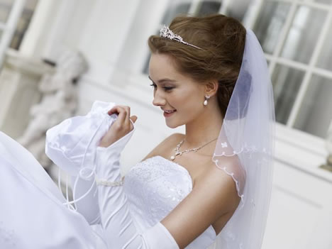 Accessoires für Braut und Hochzeit